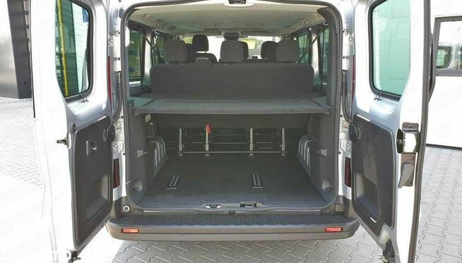 NOWY Renault Trafic 9-osobowy - wynajem, wypożyczalnia