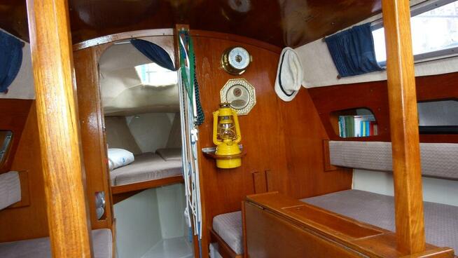 Sprzedam jacht żaglowy Becker 27/ 38tys