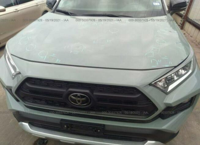 Toyota RAV-4 2019, 2.5L, 4x4, po gradobiciu