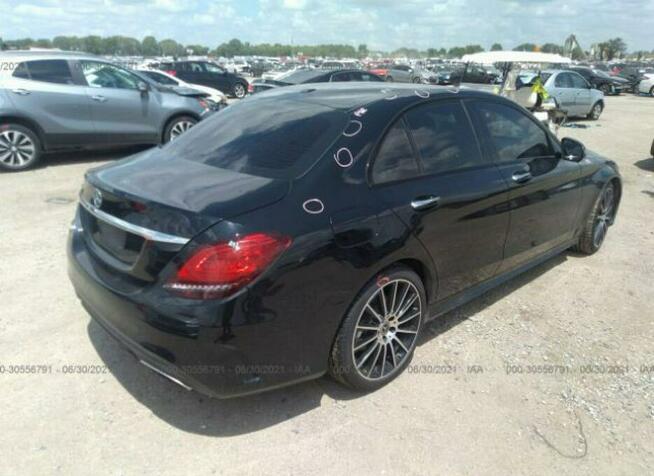 Mercedes C 300 2019, 2.0L, po gradobiciu