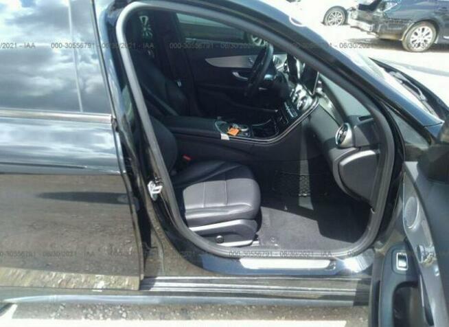 Mercedes C 300 2019, 2.0L, po gradobiciu