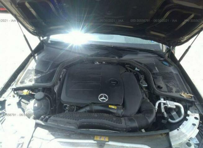 Mercedes C 300 2019, 2.0L, po gradobiciu