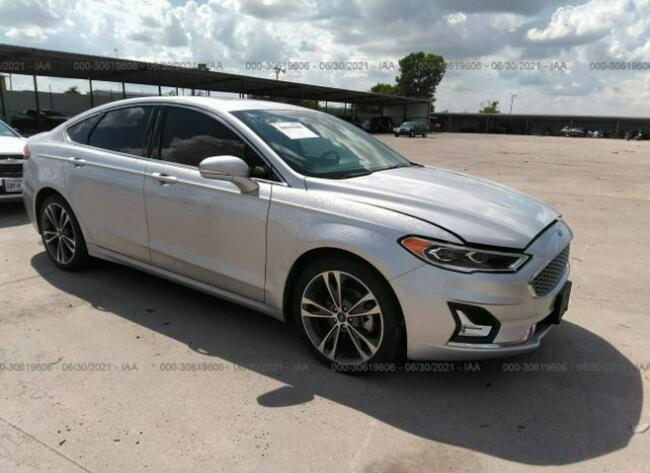 Ford Mondeo 2019, 2.0L, 4x4, po gradobiciu
