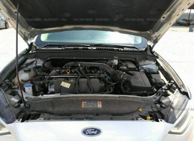 Ford Mondeo 2019, 2.0L, 4x4, po gradobiciu