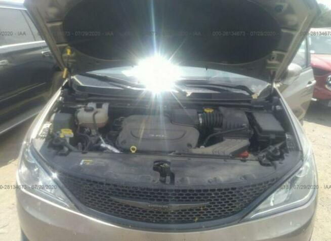 Chrysler Pacifica 2018, 3.6L, po gradobiciu