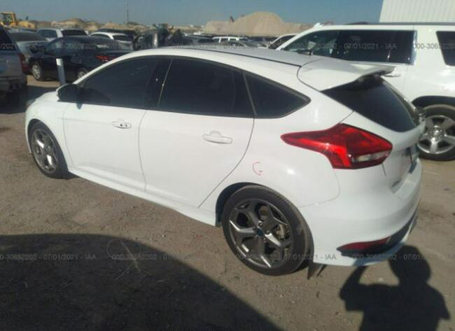 Ford Focus 2018, 2.0L, ST, po gradobiciu