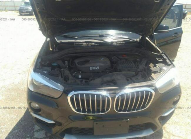 BMW X1 2017, 2.0L, 4x4, po gradobiciu