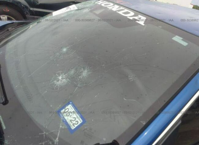 Honda Civic 2020, 1.5L, po gradobiciu