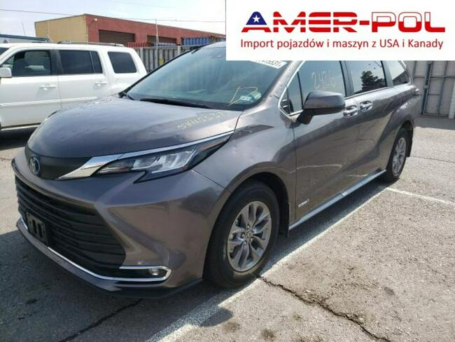 Toyota Sienna 2021, 2.5L, XLE, po gradobiciu