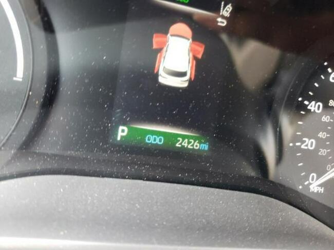 Toyota Sienna 2021, 2.5L, XLE, po gradobiciu