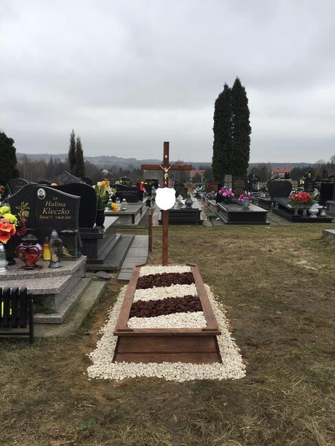 DNT Drewniane Nagrobki/Obudowy Grobu/ Obrzeża Nagrobne