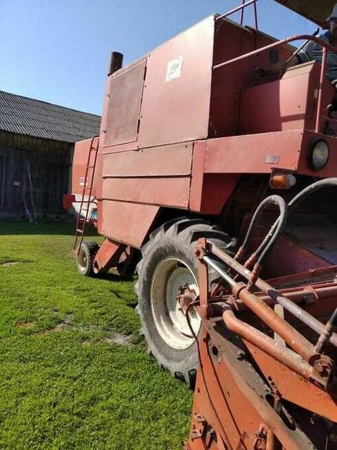 Sprzedam kombajn zbożowy Bizon Z056