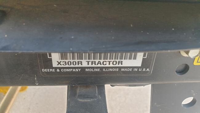 Sprzedam kosiarkę JOHHN DEERE X300R