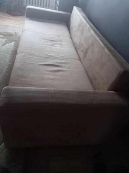 kanapa pokojowa jasna