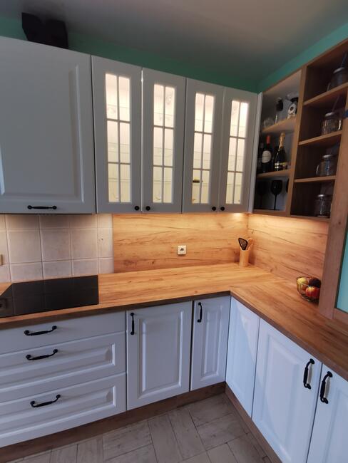 Pomiar i wykonanie mebli pod wymiar