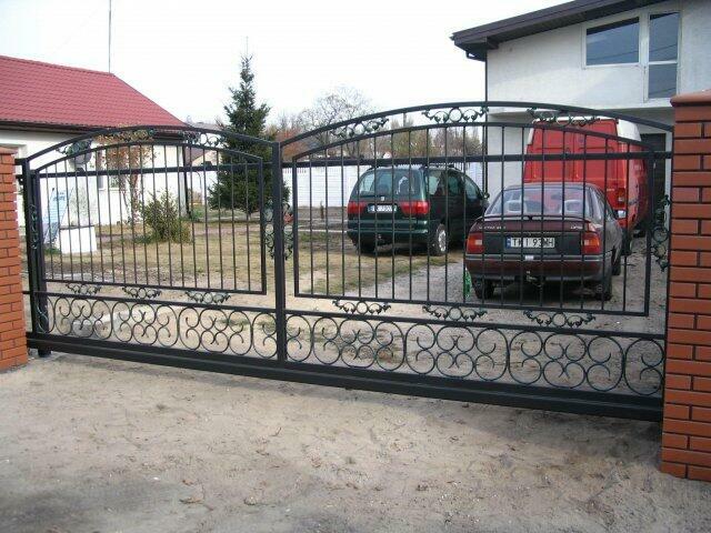 Bramy, ogrodzenia dekoracyjne