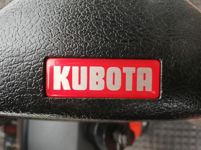 Traktor japoński KUBOTA Aste A15 KM diesel Pług śnieżny TUZ
