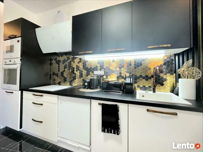 Duży apartament przy plaży, z widokiem na morze