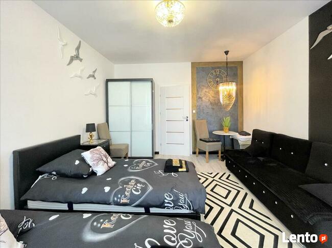 Duży apartament przy plaży, z widokiem na morze