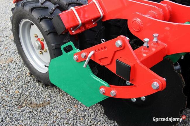 Agregat talerzowy półzawieszany wał oponowy 3,0 m Agro-Masz