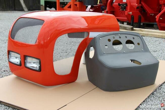 Maska ciągnikowa C-330 C330 Naglak z pulpitem maska do ciągn