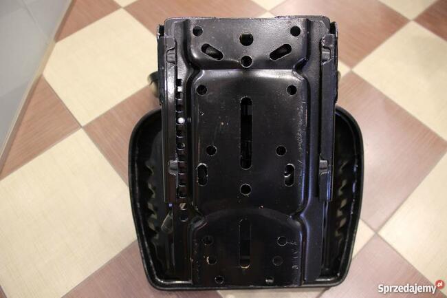 Siedzenie siedzenia firmowe C 330 C 360 MF T25 Ursus