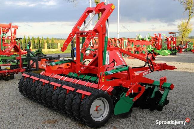 Agregat talerzowy półzawieszany wał oponowy 3,0 m Agro-Masz