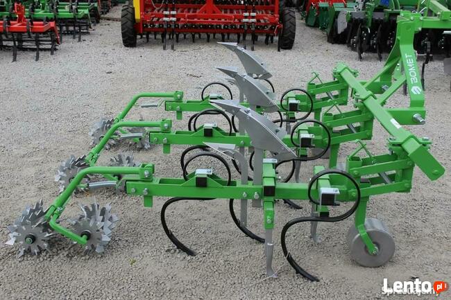 Pielnik obsypnik Norma Bomet z wałkami pielniko-obsypnik