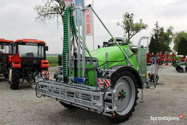 Opryskiwacz ciągany zaczepiany przyczepiany Tolmet Bruno