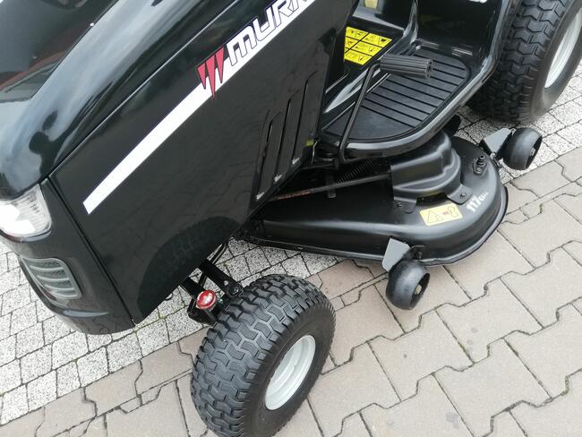 traktor Murray B&S 20KM V2 szerokość koszenia 117 cm boczny