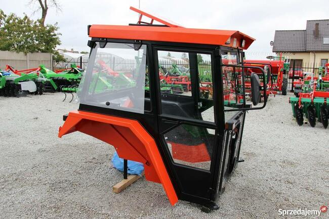 Kabina ciągnikowa do ciągnika Ursus C330 C-330 D LUX