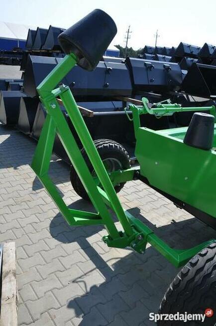 Owijarka samozaładowcza do bel balotów Metal-Technik