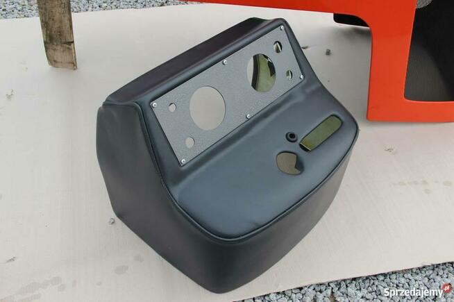 Maska maski tworzywo Ursus C-360 C 360 Naglak nowość MN2