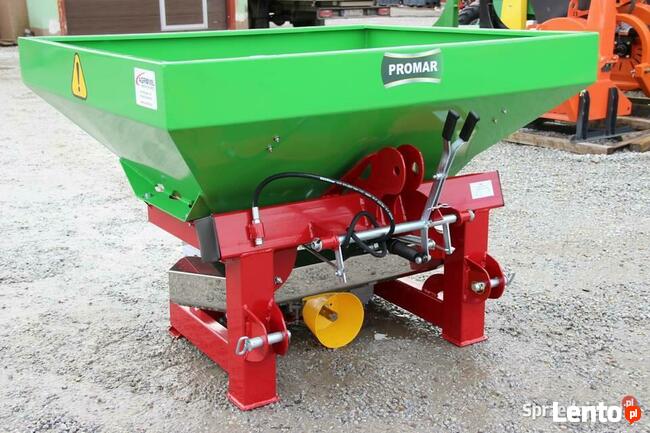 Rozsiewacz do nawozu dwutarczowy 600, 800, 1000 L Promar hyd