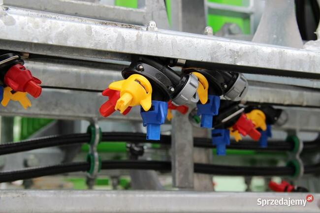 Opryskiwacz ciągany zaczepiany przyczepiany Tolmet Bruno