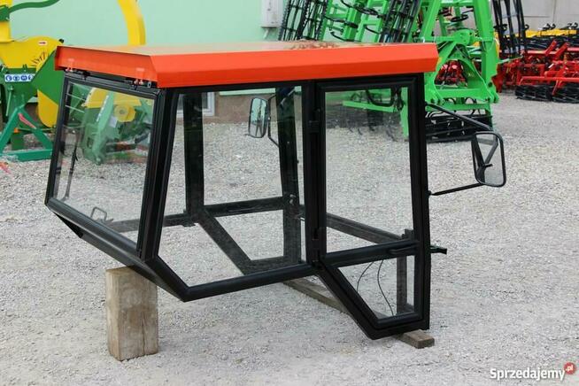 Kabina ciągnikowa do ciągnika T-25 kabiny