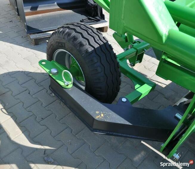 Owijarka samozaładowcza do bel balotów Metal-Technik