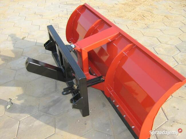 Pług do śniegu pługi śnieżny na tur widlak spych