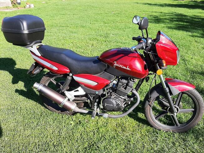 Sprzedam motor Junak 122. Stan jak nowy.