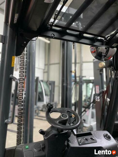 4 tonowy wózek widłowy używany gazowy widlak LINDE LPG UDT