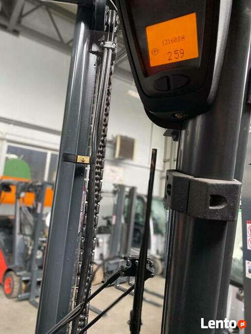 4 tonowy wózek widłowy używany gazowy widlak LINDE LPG UDT