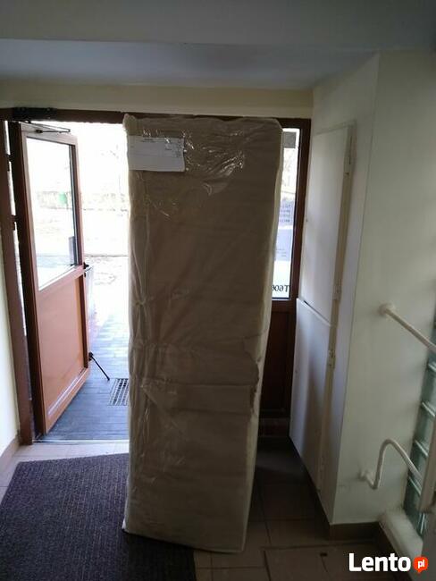 Tragarze wnoszenie cieżkich przedmiotów mebli AGD gabarytów