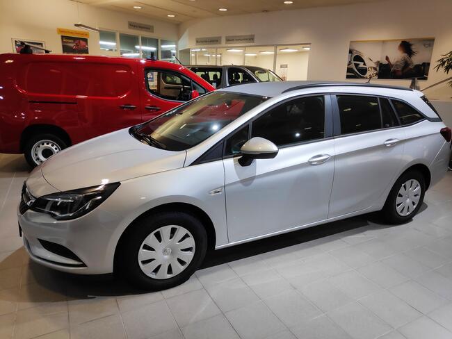 Wynajem aut i busów 9 osobowy Tczew na ferie narty