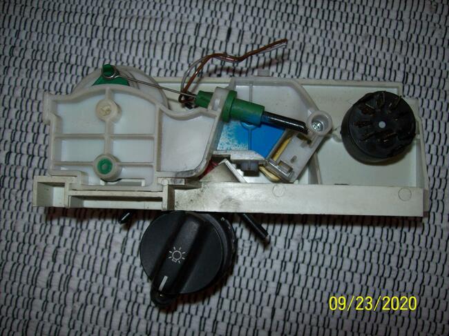 półka tylna bmw e36 compact