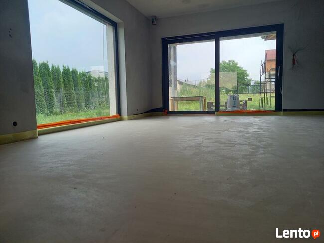 Płynny styropian, styrobeton, anhydryt Knauf na ogrzewanie.