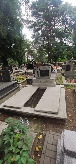 Regeneracja pomników lastryko