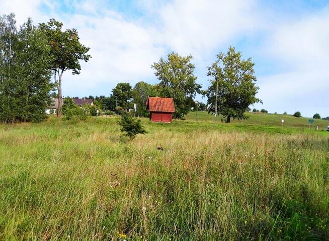 Sprzedam działkę rolno-budowlaną nad jeziorem o pow 2977 m2