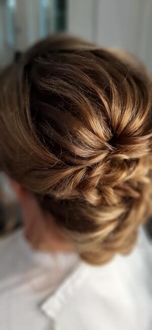 Fryzjer damski & Makijaż