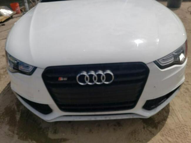Audi S5 2016, 3.0L, 4x4, porysowany lakier