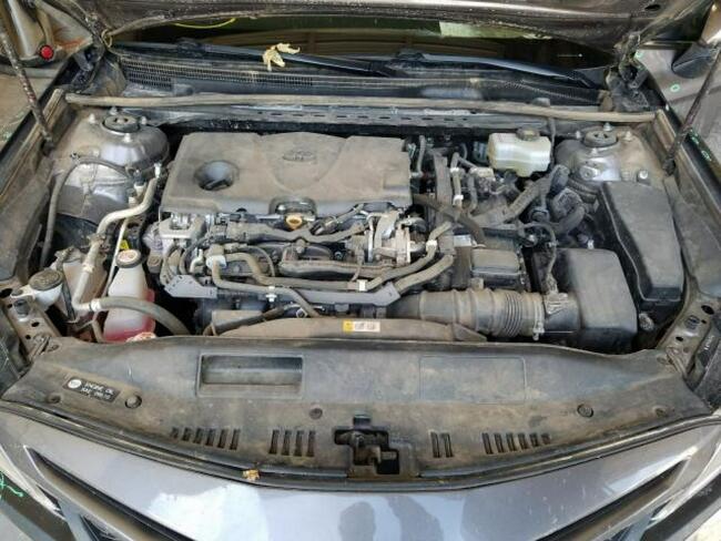 Toyota Camry 2019, 2.5L, po gradobiciu